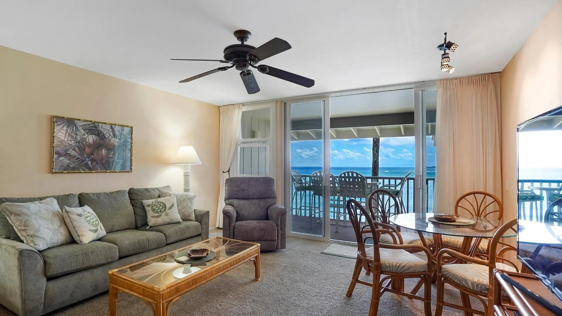 Stunning Oceanfront View Top Floor Condo At Wailua Bay View Kapa'a 0*,  USA
